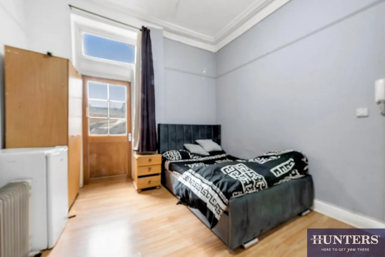 Mazenod Avenue, London, NW6, photo 6
