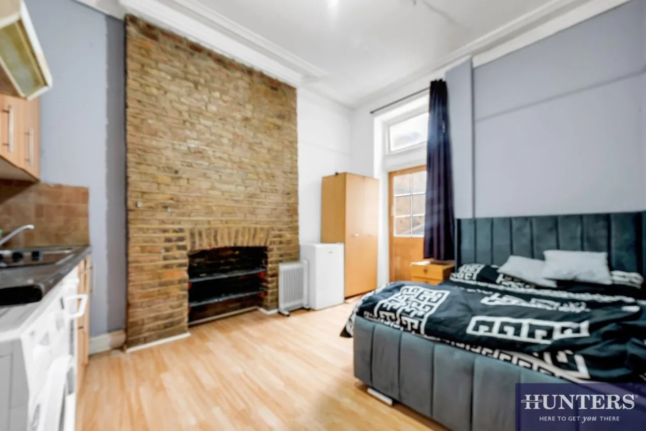Mazenod Avenue, London, NW6, photo 5