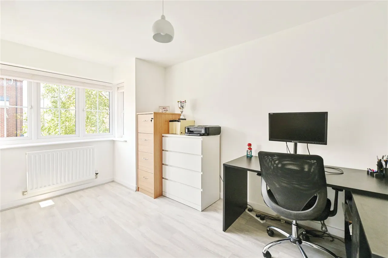 Titchener Way, Hook, Hampshire, RG27 9RT, photo 13