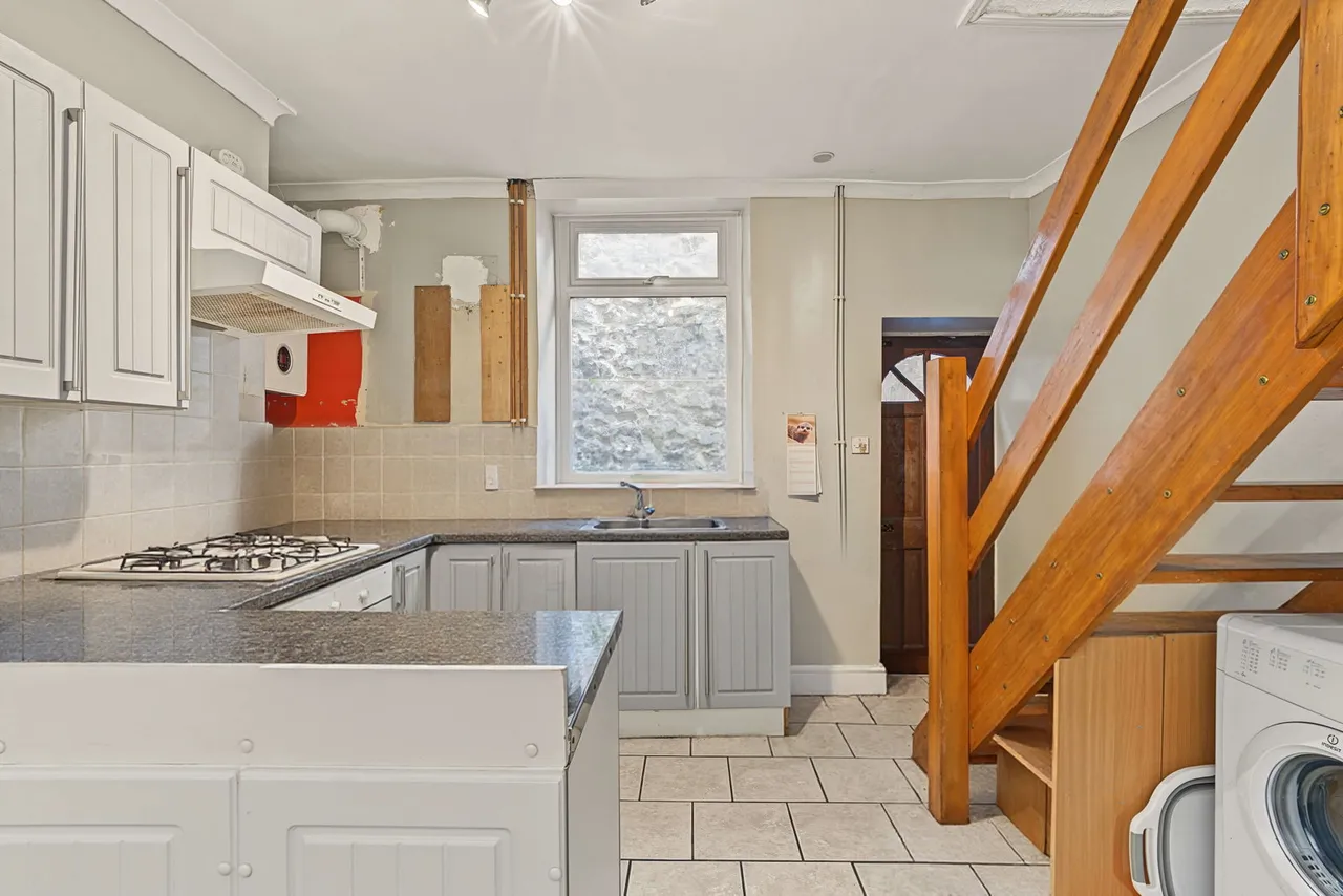 Fairfield Road, Buxton, SK17, photo 5
