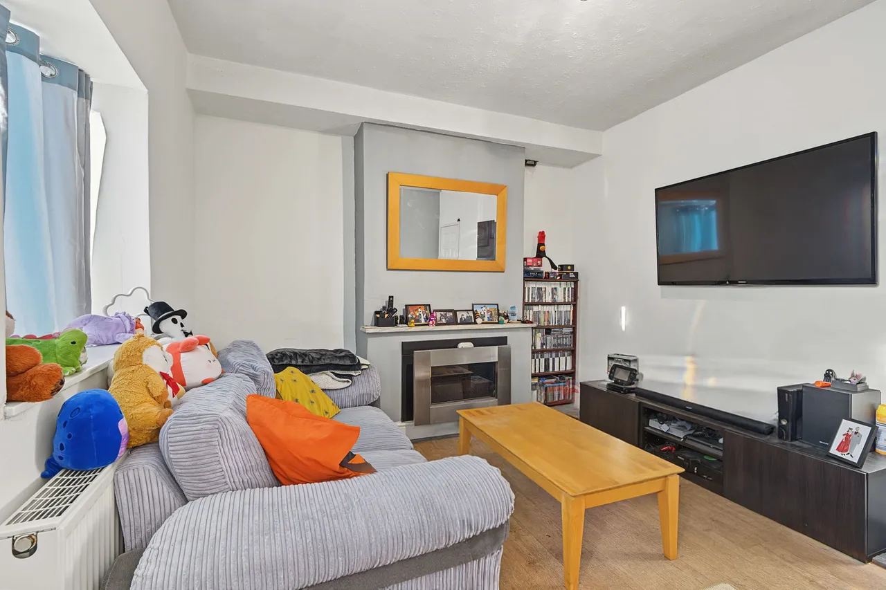 Fairfield Road, Buxton, SK17, photo 4