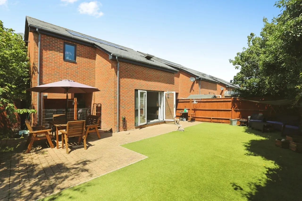 Dairy Close, Sholing, SO19, photo 9
