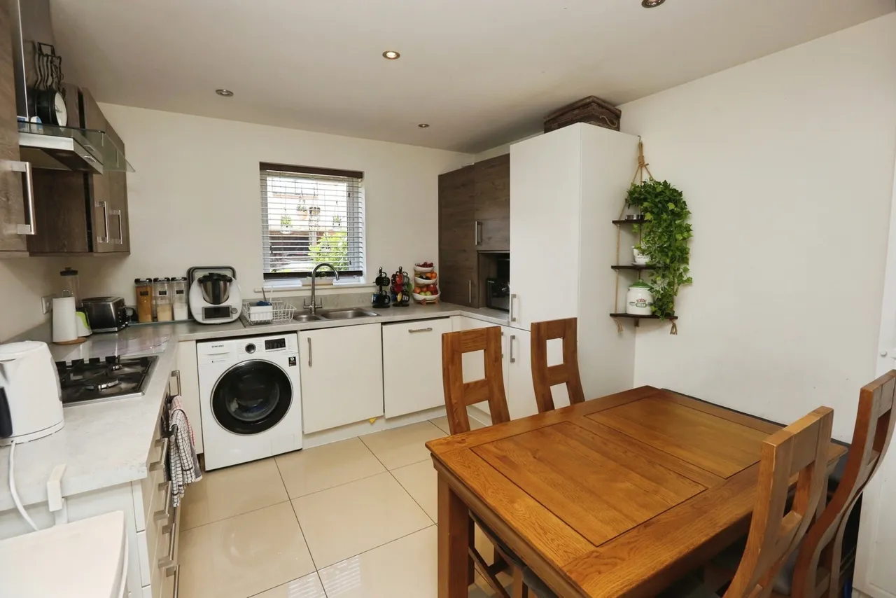 Dairy Close, Sholing, SO19, photo 2