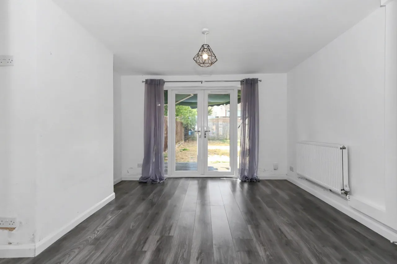Lock Crescent, Kidlington, photo 4