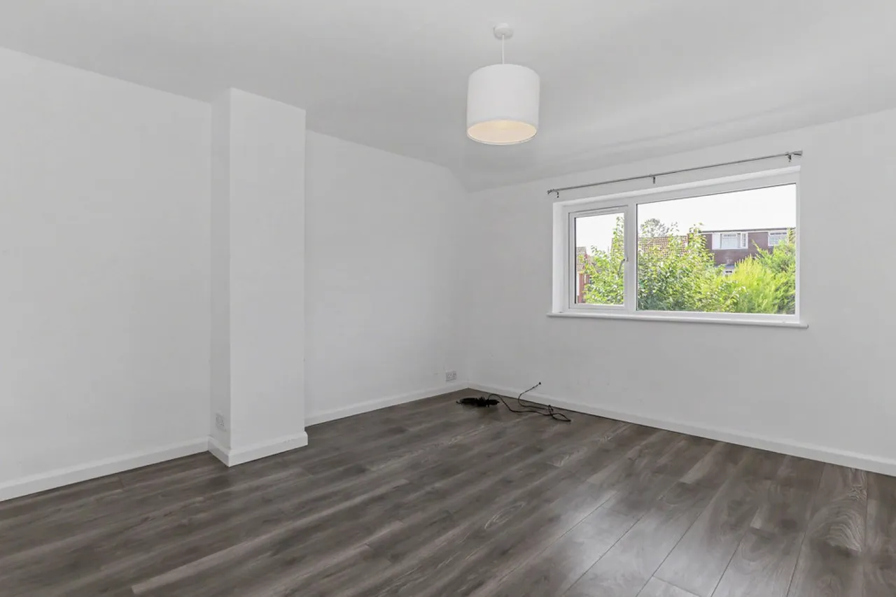 Lock Crescent, Kidlington, photo 9