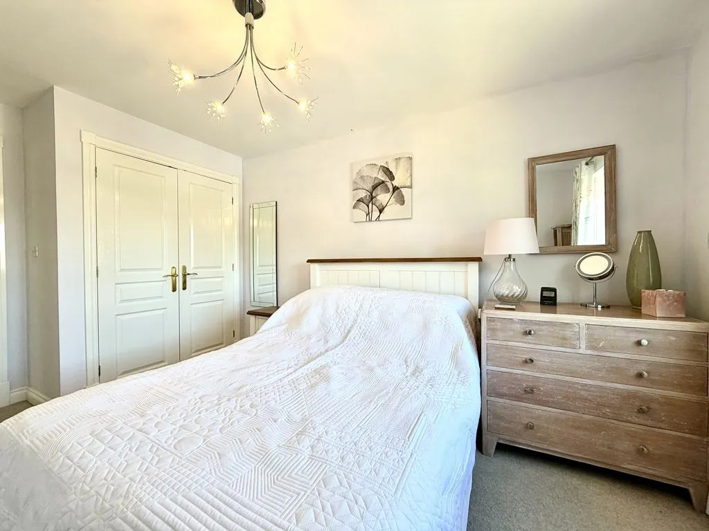 Newbury Avenue, Calne, photo 19