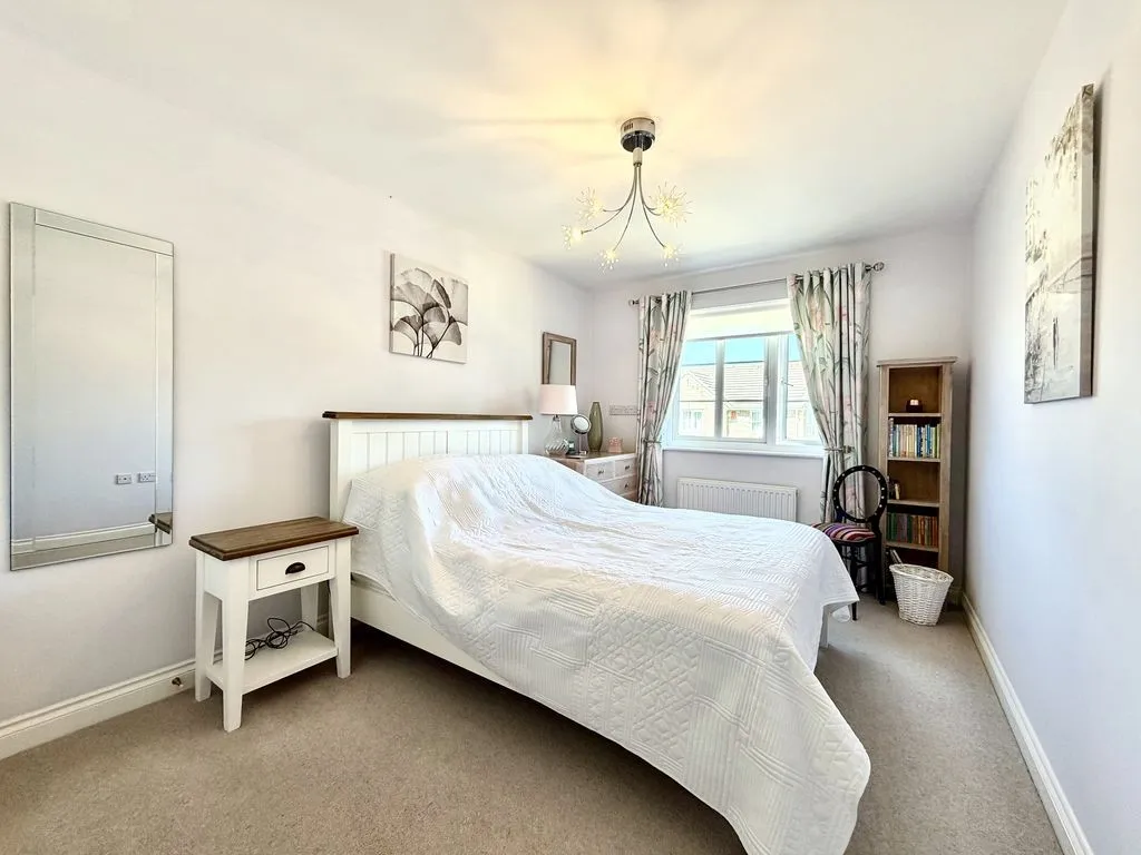 Newbury Avenue, Calne, photo 18