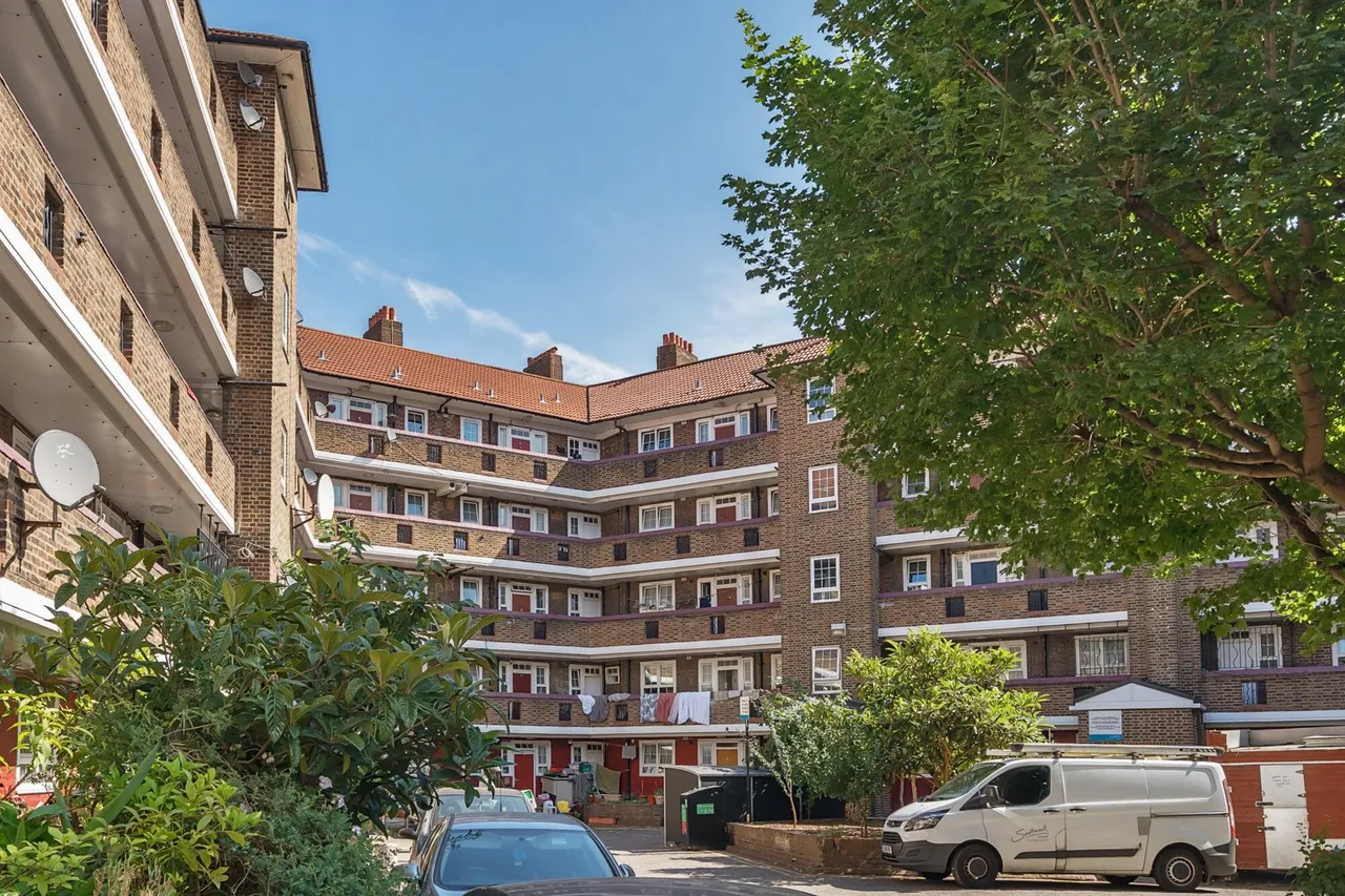 Peckham Park Road, SE15, photo 2