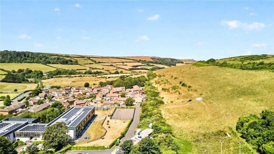 Lowtherville Road, Ventnor, PO38, photo 5