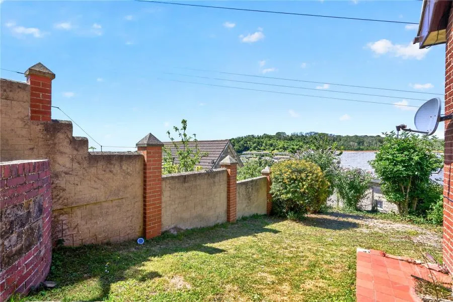Lowtherville Road, Ventnor, PO38, photo 16