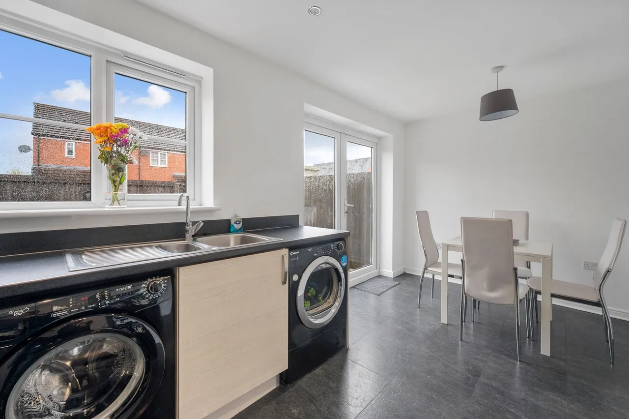 Bretton Avenue, Warrington, Warrington, WA1 2GP, photo 11