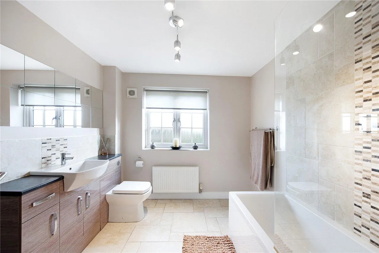 Eastwood End, Wimblington, photo 17