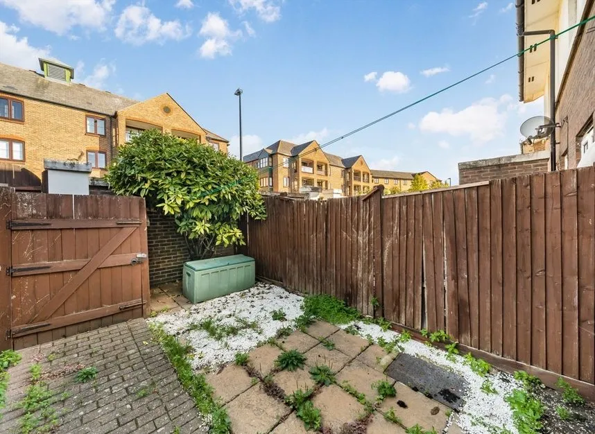 Francis Close, Isle Of Dogs, E14, photo 7