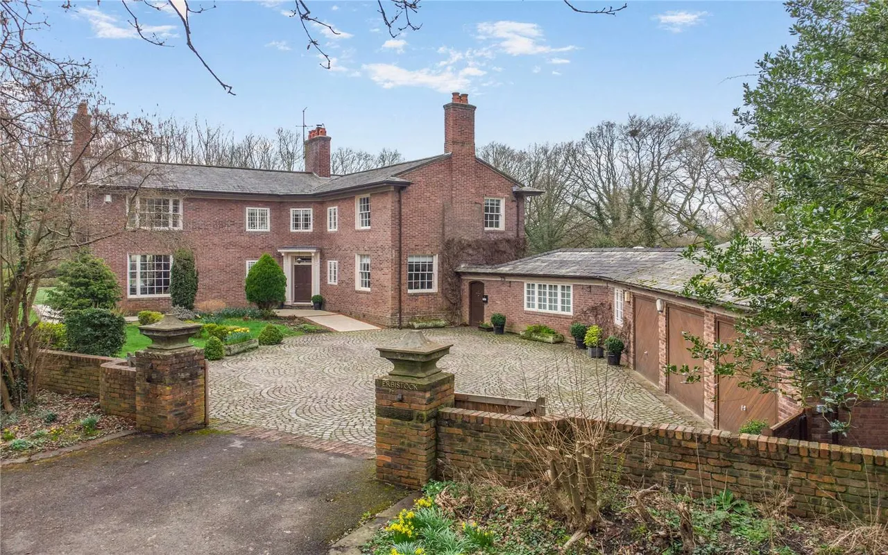 5 bed house for sale — Heath Lane, Willaston, Neston, CH64 1TR