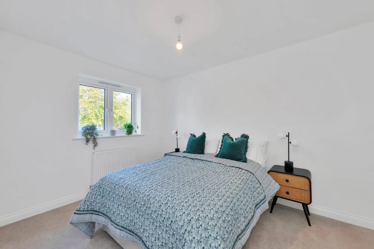 Maple Rise, Houghton Regis, LU5, photo 11