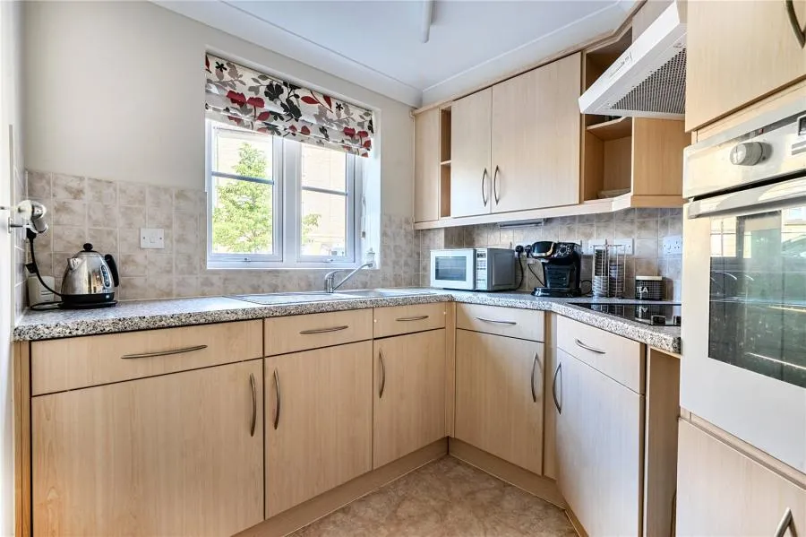 Priory Mill Lane, Witney, OX28, photo 2