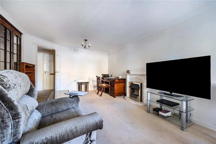 Priory Mill Lane, Witney, OX28, photo 4