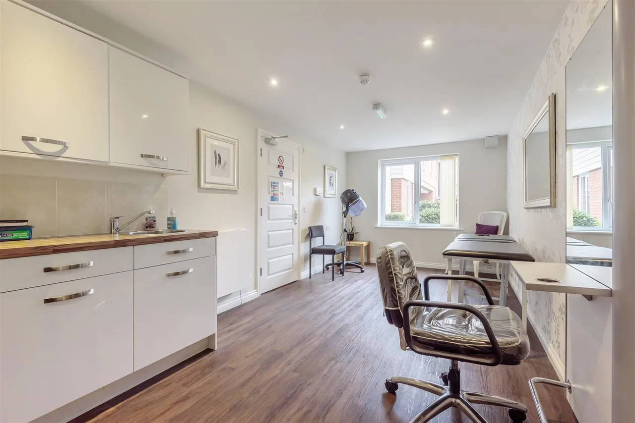 South Street, Bishop's Stortford, CM23, photo 11