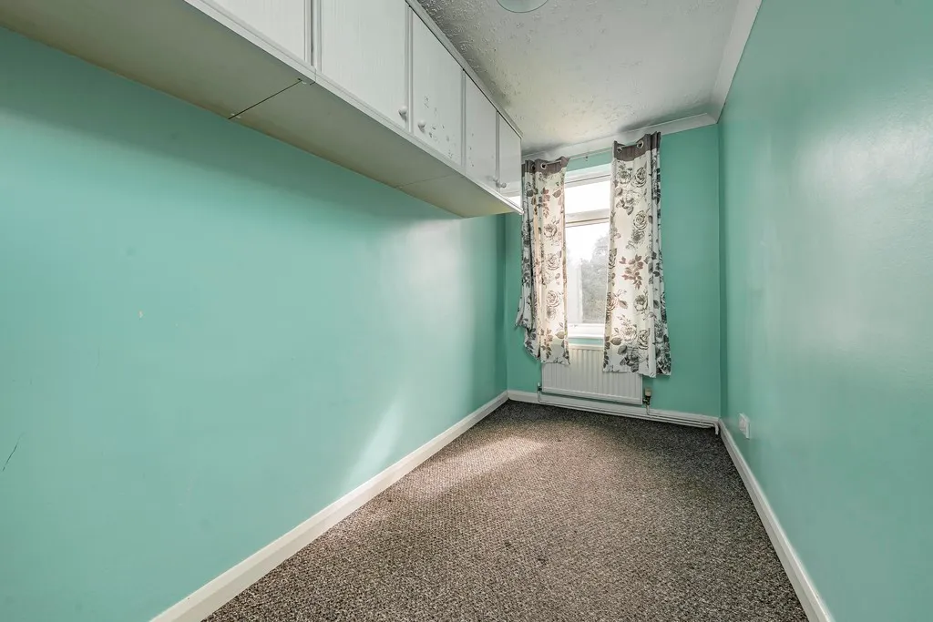 Manor Waye, Uxbridge, UB8, photo 22