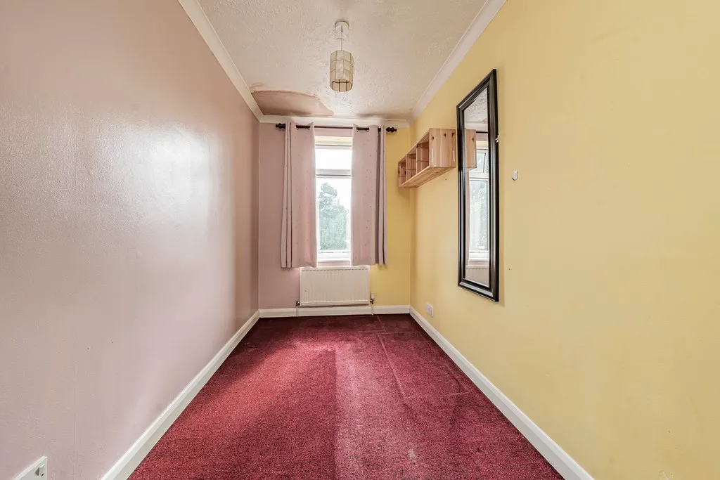 Manor Waye, Uxbridge, UB8, photo 12