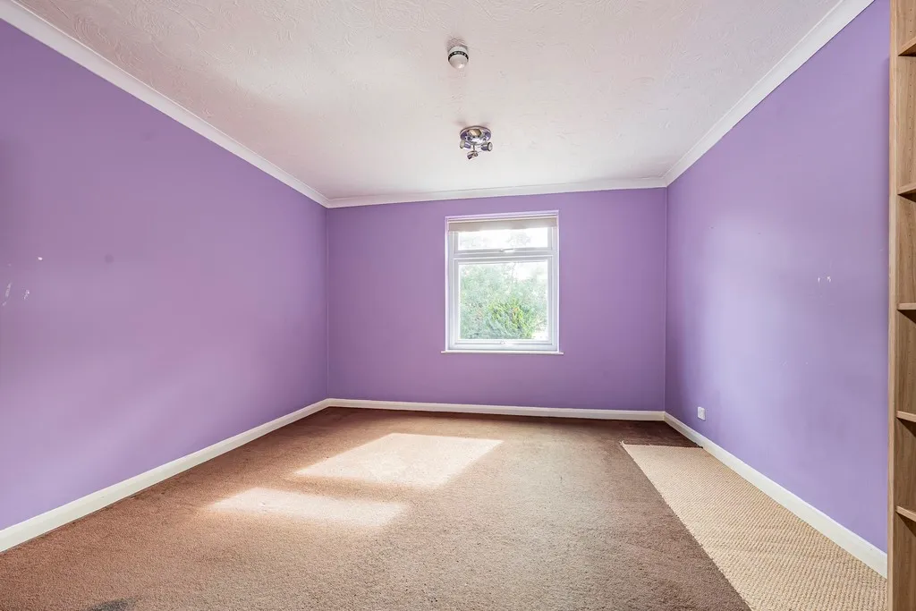 Manor Waye, Uxbridge, UB8, photo 9