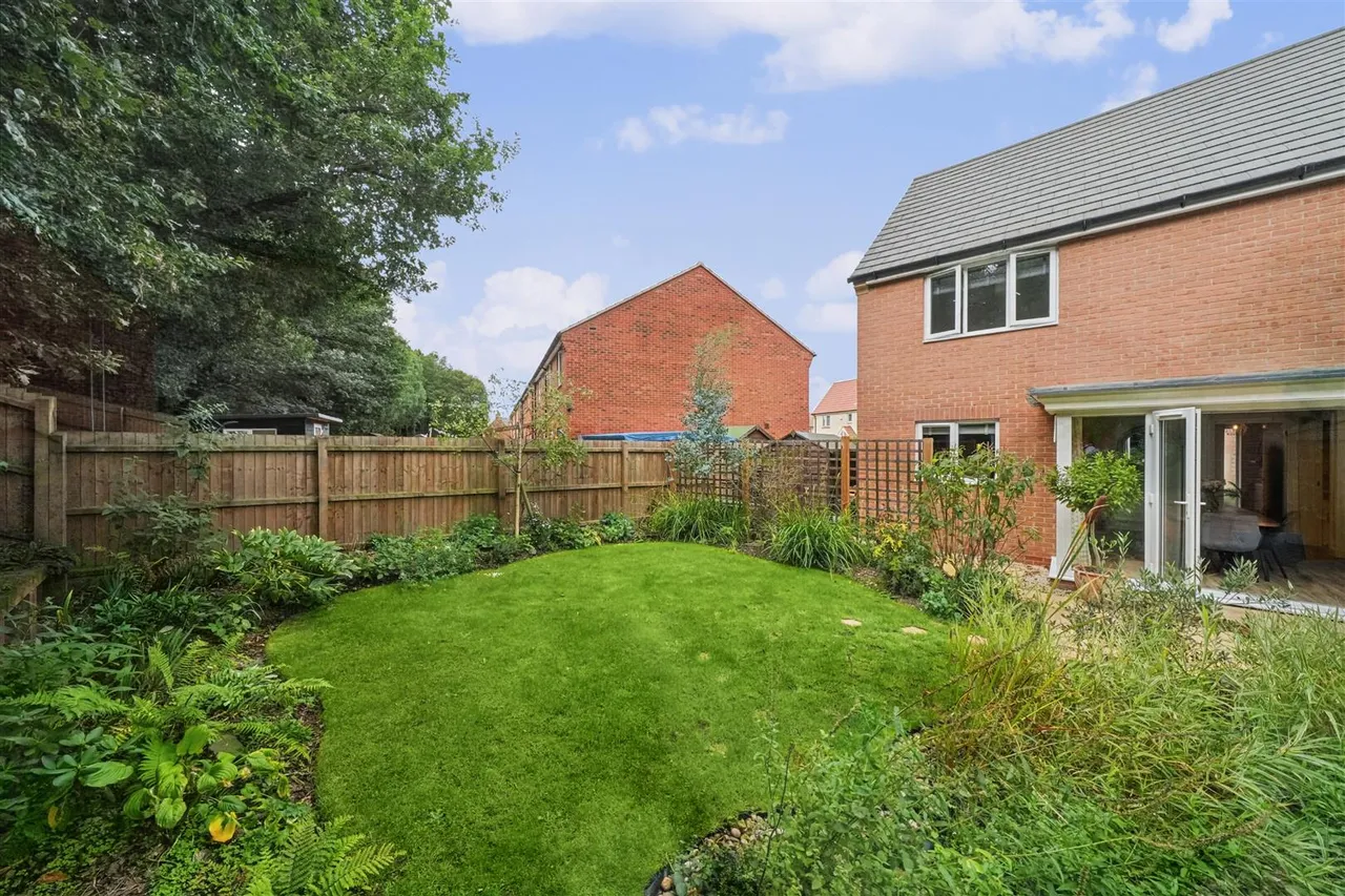 Marigold Crescent, Shepshed, photo 26