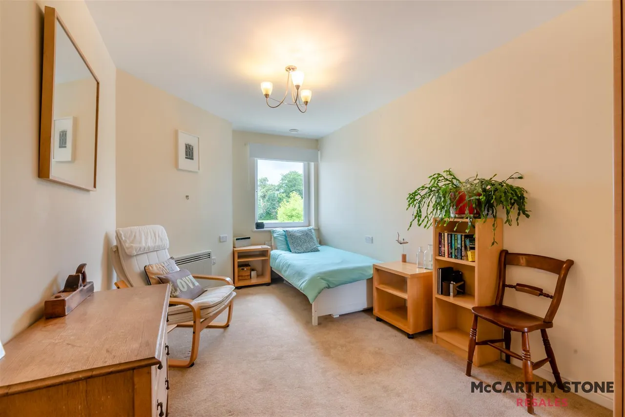 Western Avenue, Newbury, RG14, photo 8