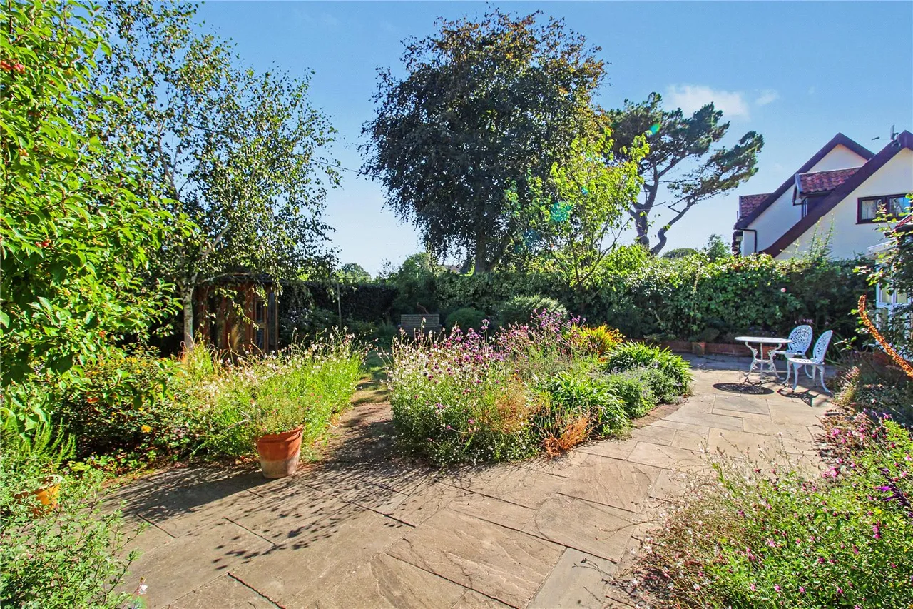 Bramfield Road, Wenhaston, Halesworth, IP19, photo 2
