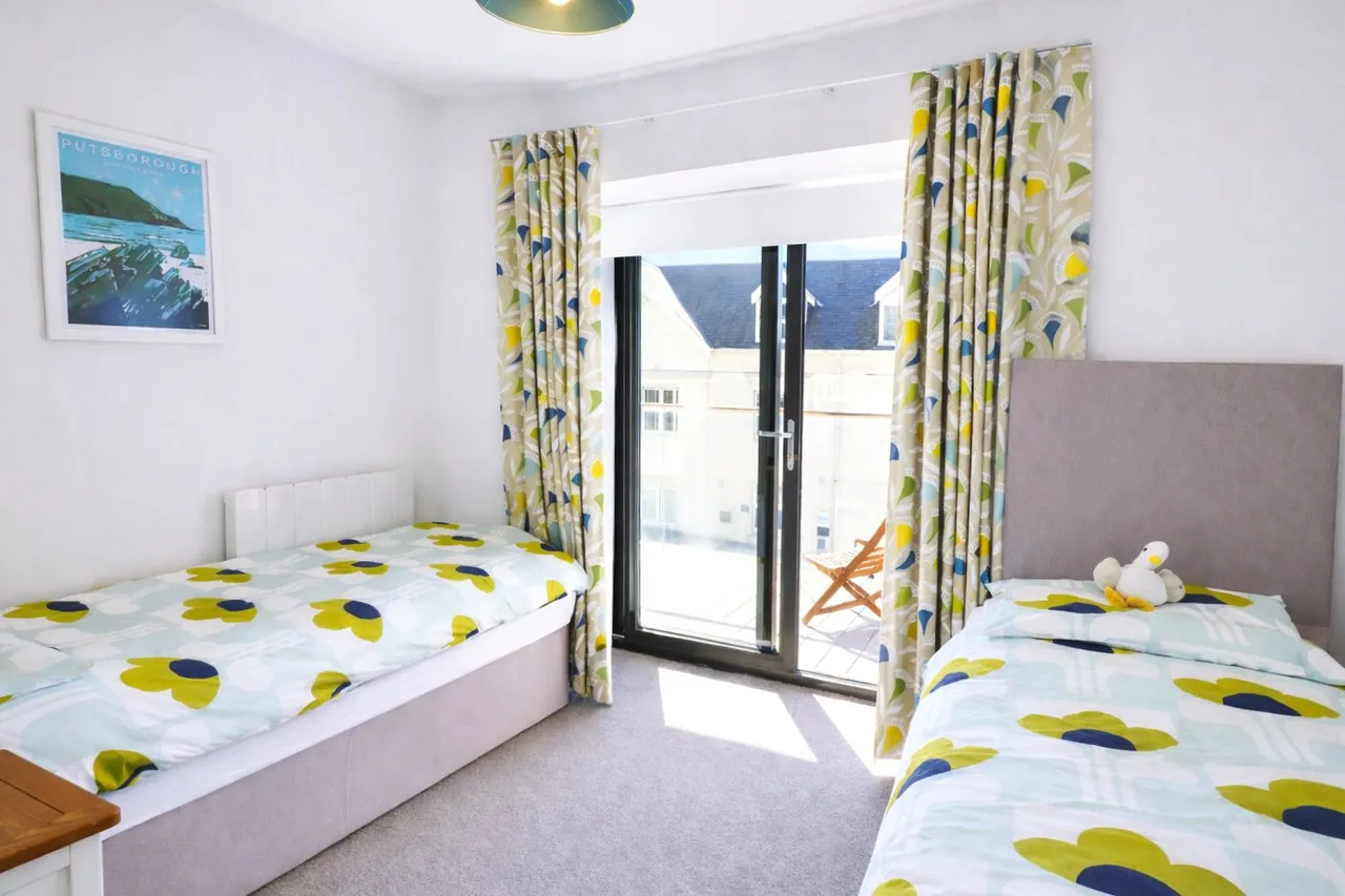Beach Road, Woolacombe, EX34, photo 17