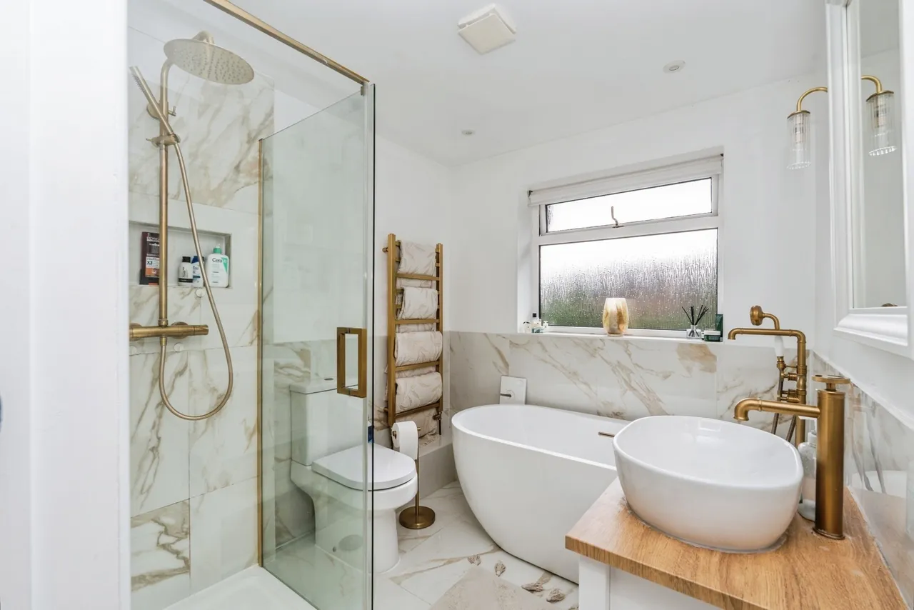 Austen Close, Totton, SO40, photo 11