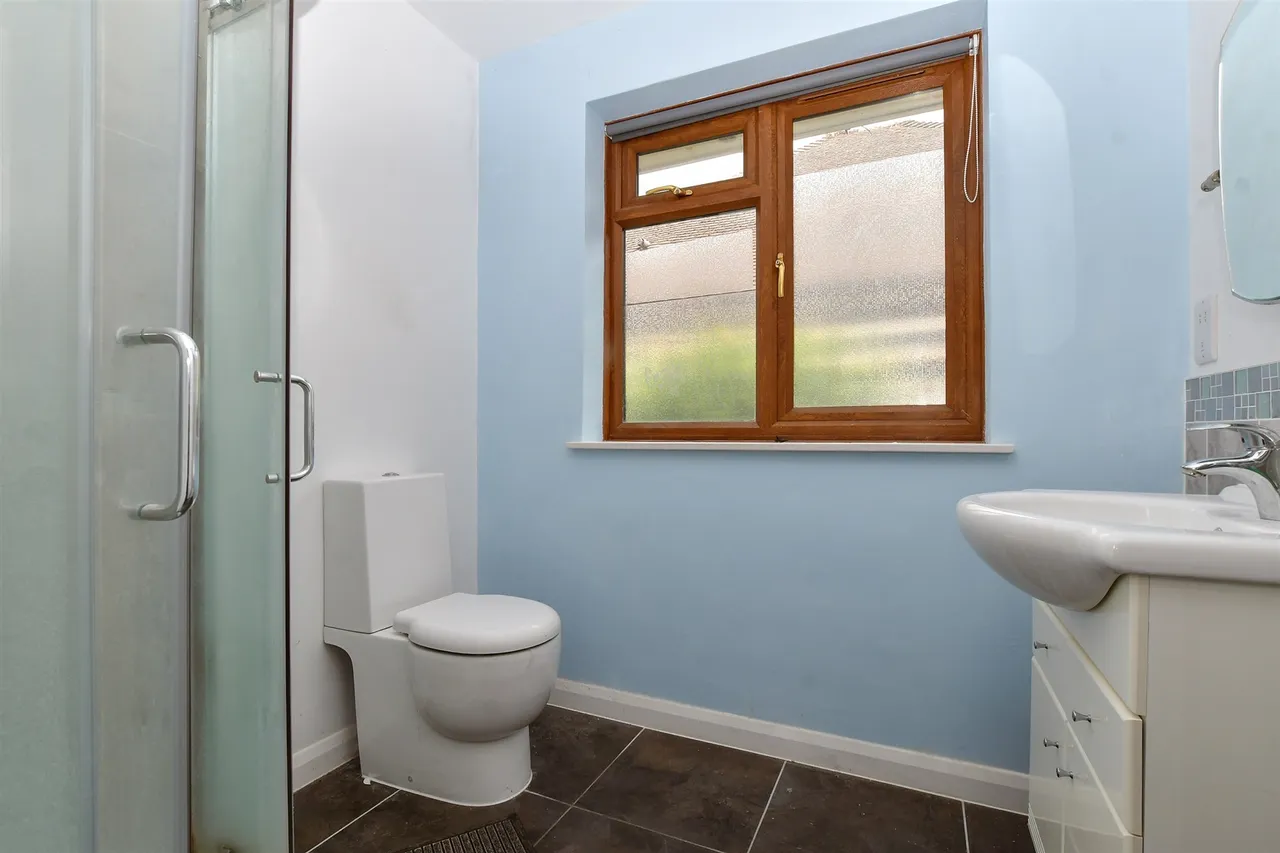 Daymerslea Ridge, Leatherhead, KT22, photo 12