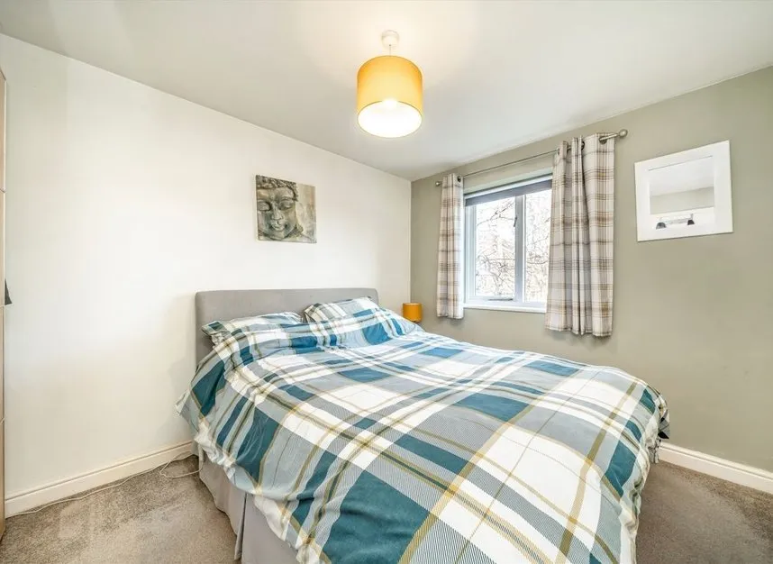 Richens Close, Hounslow, TW3, photo 5
