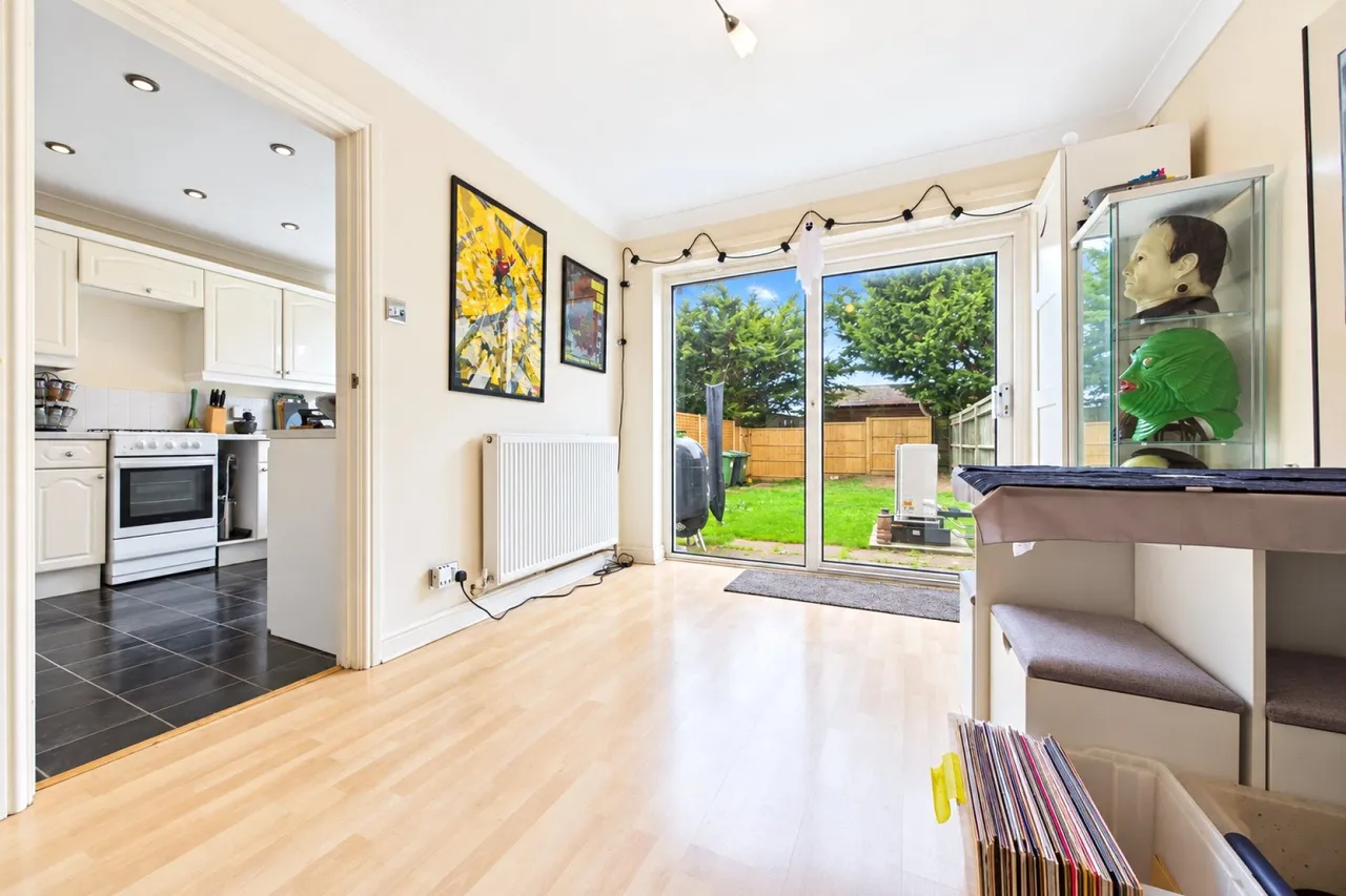 Curlew Drive, Tilehurst, RG31, photo 3
