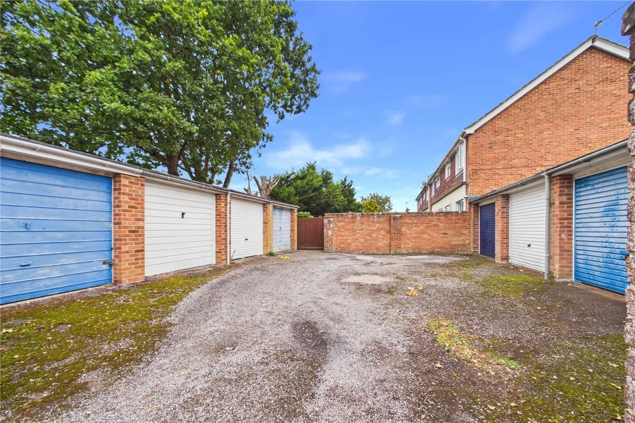 Curlew Drive, Tilehurst, RG31, photo 10