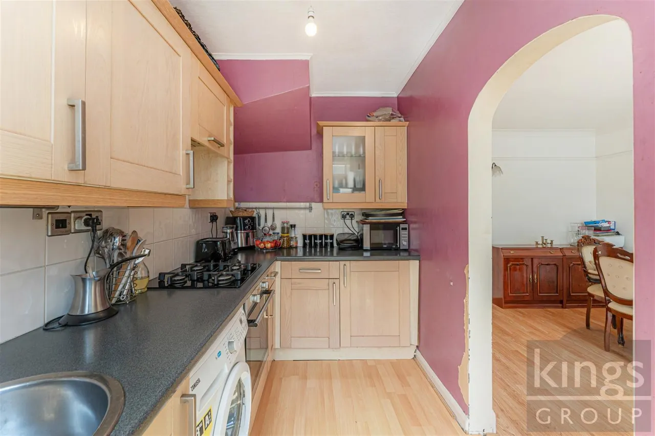 Tynemouth Drive, Enfield, photo 7