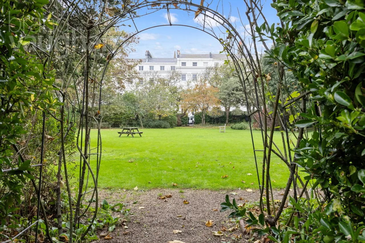 Sussex Square, Brighton, BN2, photo 18