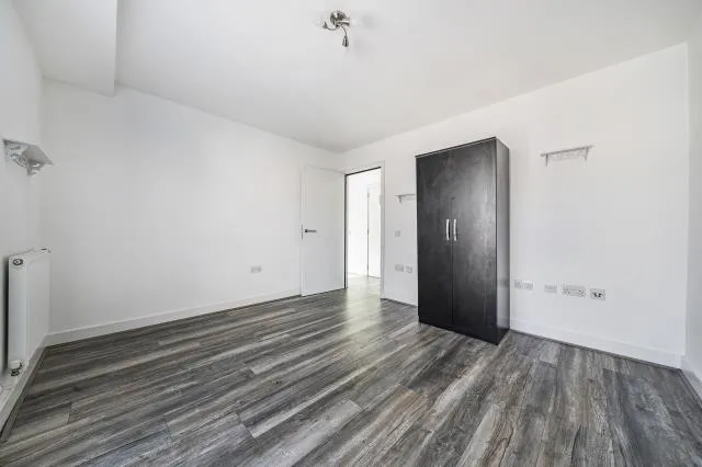Park Way, Newbury, RG14, photo 6