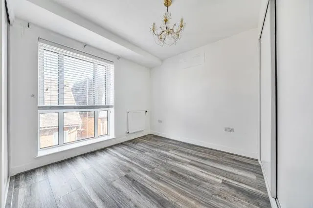 Park Way, Newbury, RG14, photo 14