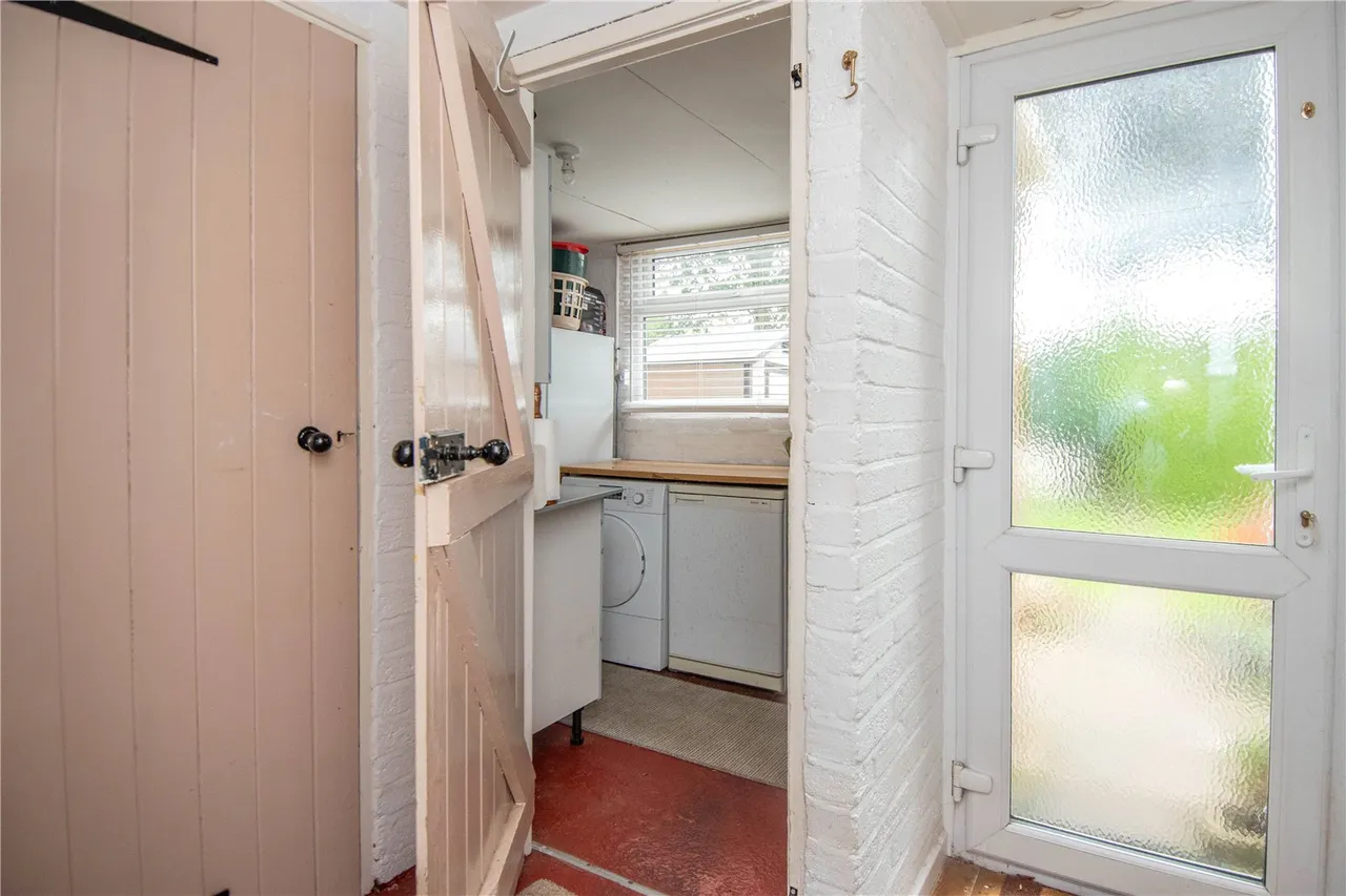 Stratford Road, Bromsgrove, Worcestershire, B60 1AT, photo 8