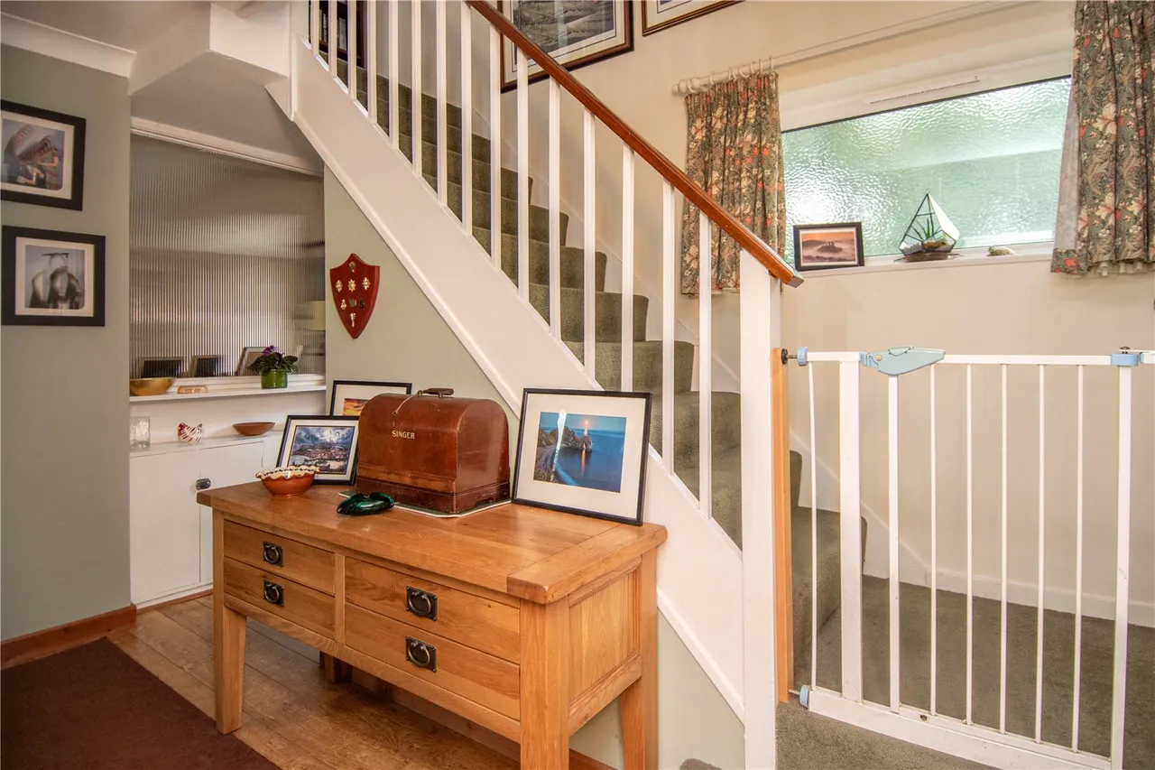 Stratford Road, Bromsgrove, Worcestershire, B60 1AT, photo 6