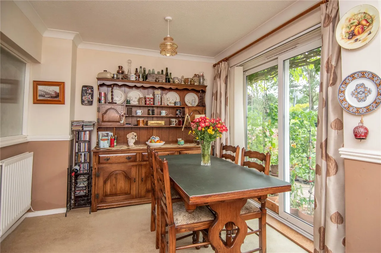 Stratford Road, Bromsgrove, Worcestershire, B60 1AT, photo 5