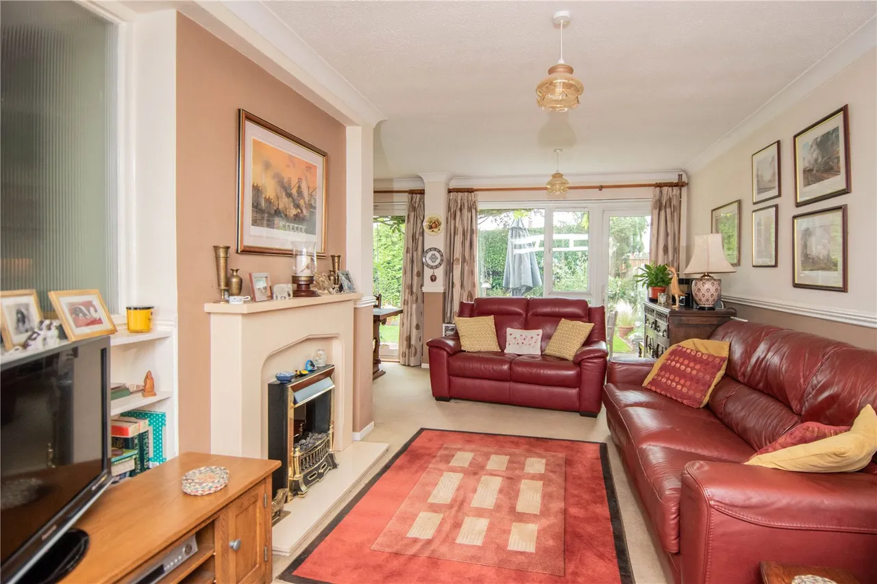 Stratford Road, Bromsgrove, Worcestershire, B60 1AT, photo 4