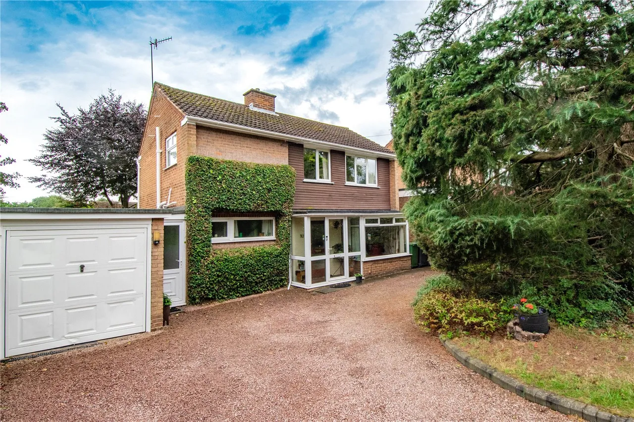 3 bed house for sale — Stratford Road, Bromsgrove, Worcestershire, B60 1AT