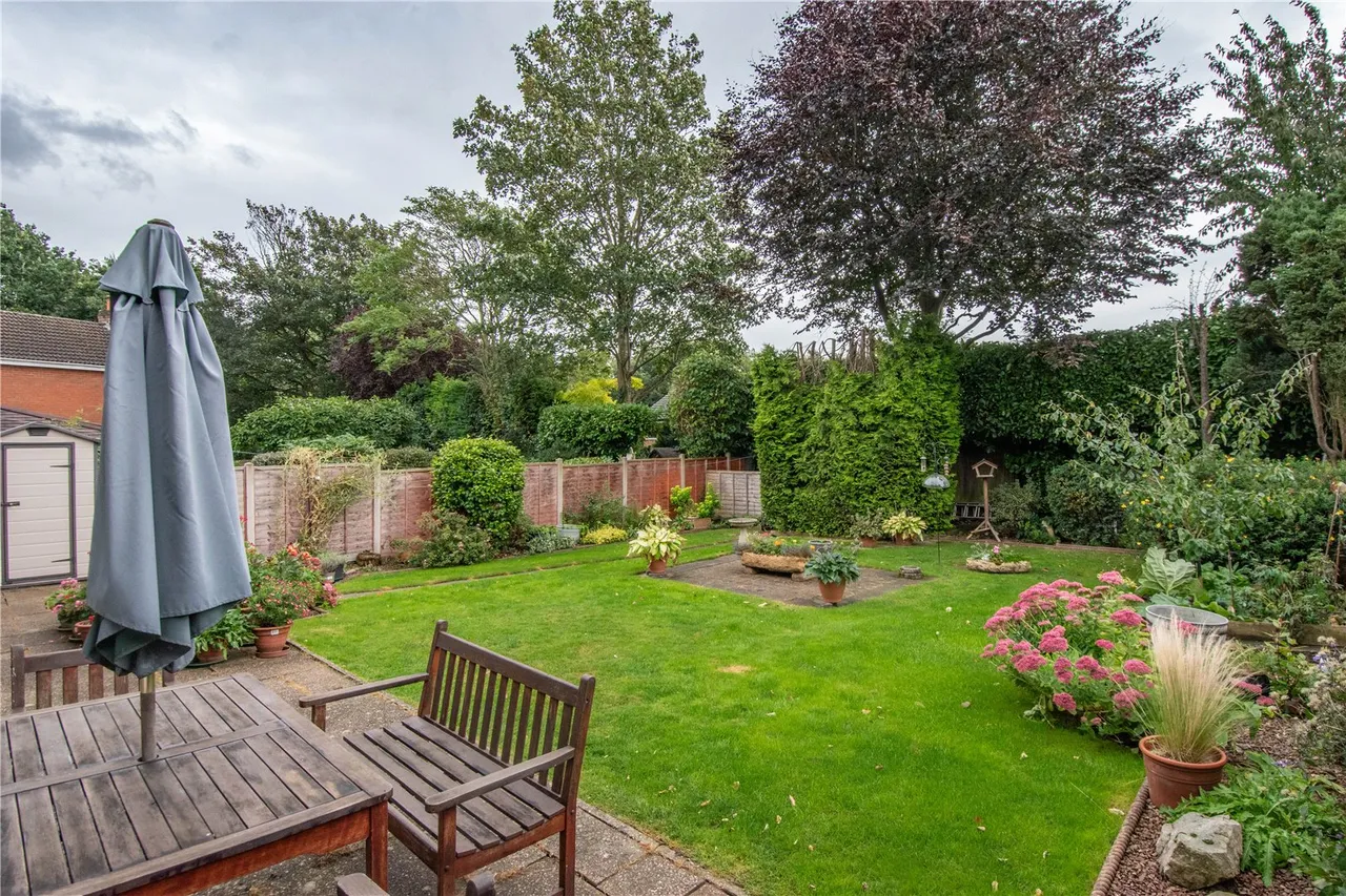 Stratford Road, Bromsgrove, Worcestershire, B60 1AT, photo 18