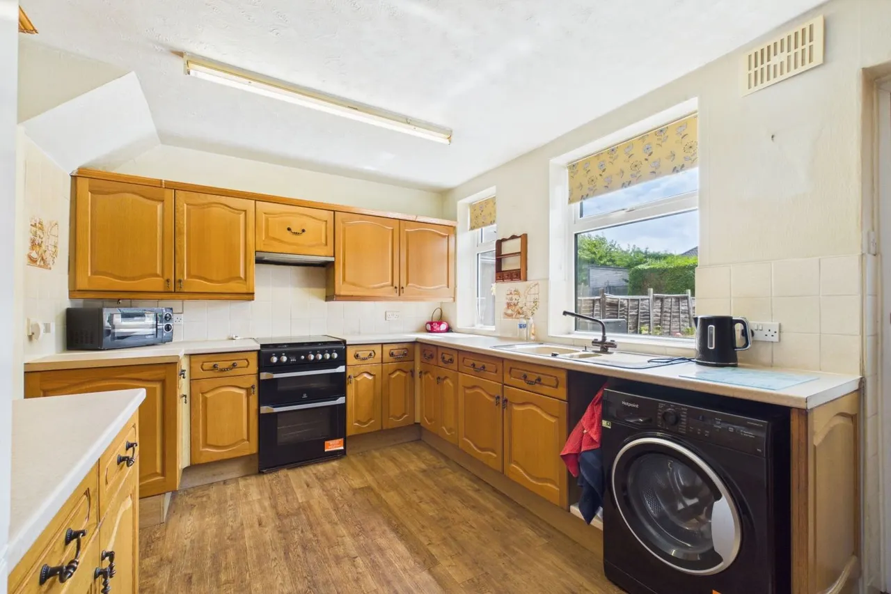 Shirley Avenue, York, YO26, photo 8