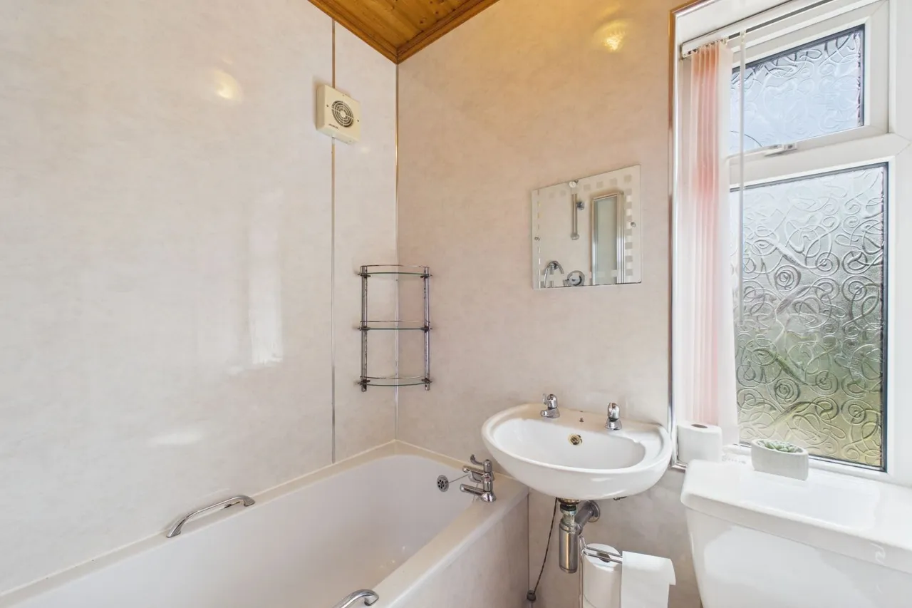 Shirley Avenue, York, YO26, photo 11