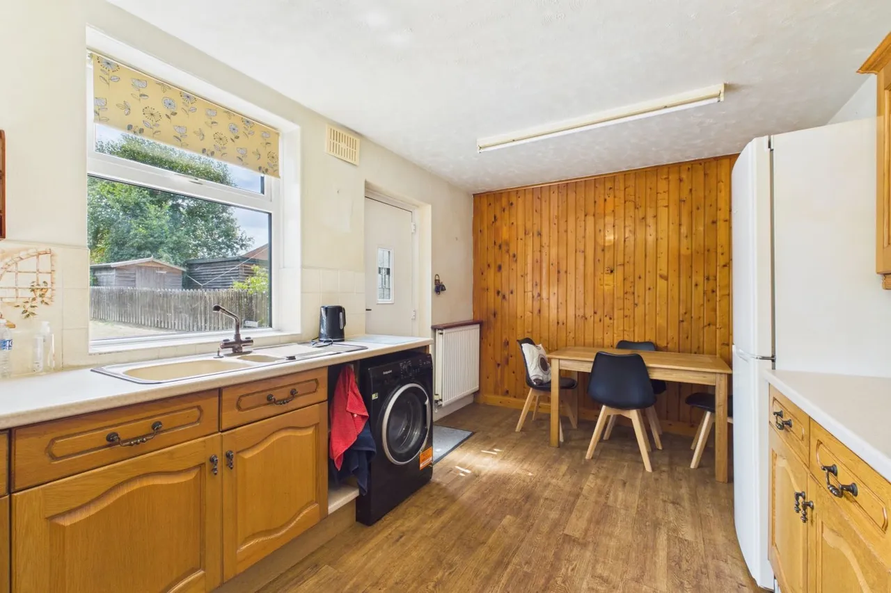 Shirley Avenue, York, YO26, photo 3