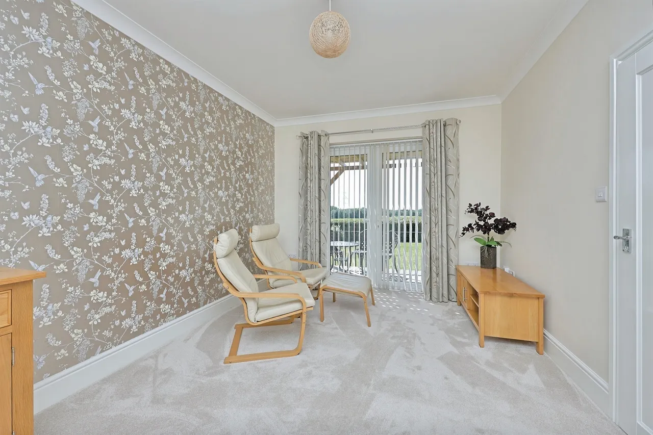 Watton Road, Barford, NORWICH, photo 11