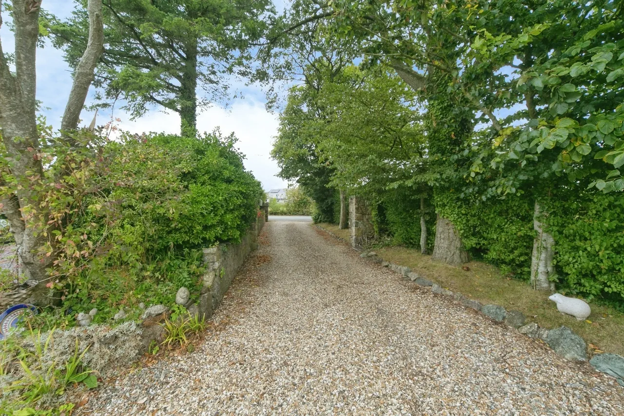 Llangristiolus, Bodorgan, LL62, photo 15