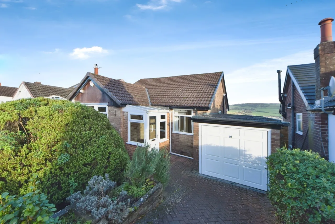 Ashwood Road, Disley, SK12, photo 15